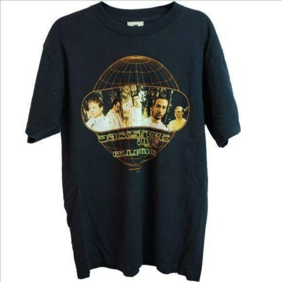 Vintage 1999 BACKSTREET BOYS "Into the Millenium" Concert T-Shrt - Picture 2 of 7